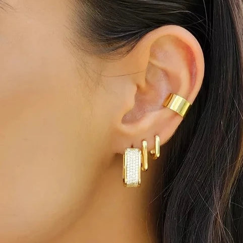 CHIARA EARRING HOOP SET