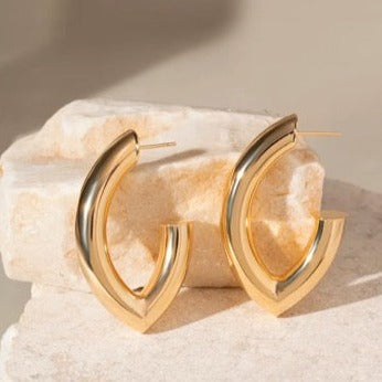 ALLY EARRING