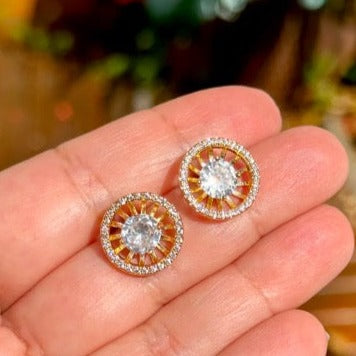 BELLA EARRING